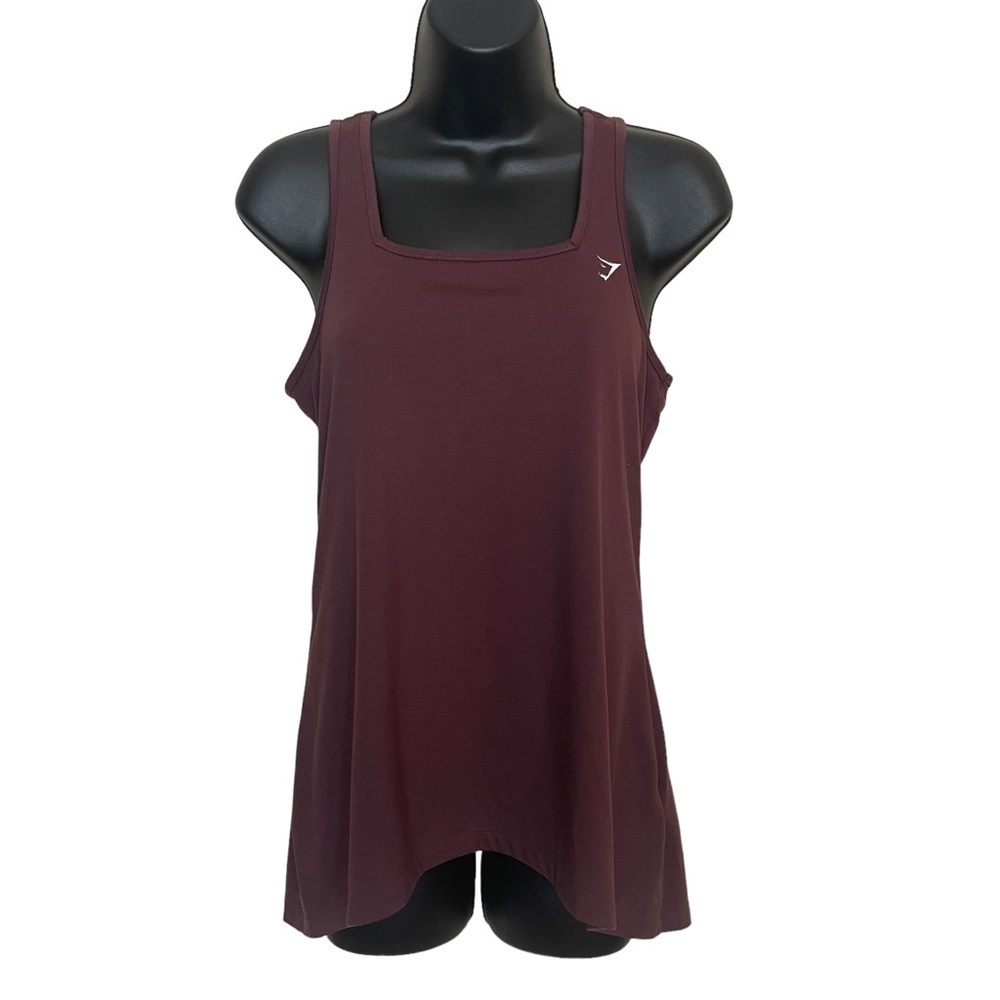 Euc Gymshark criss cross tank top, burgundy, size xsmall.